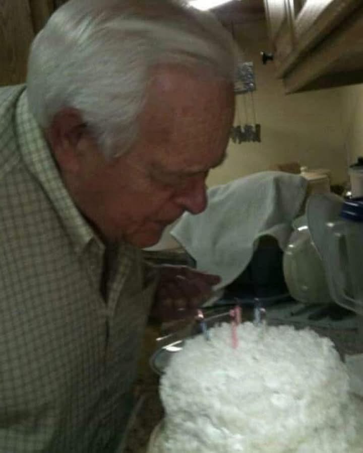 Christi Slideshow 3 - 6